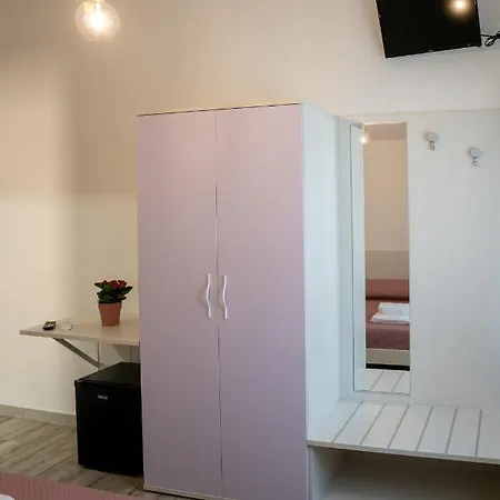 Guest house Su Portzu 3*